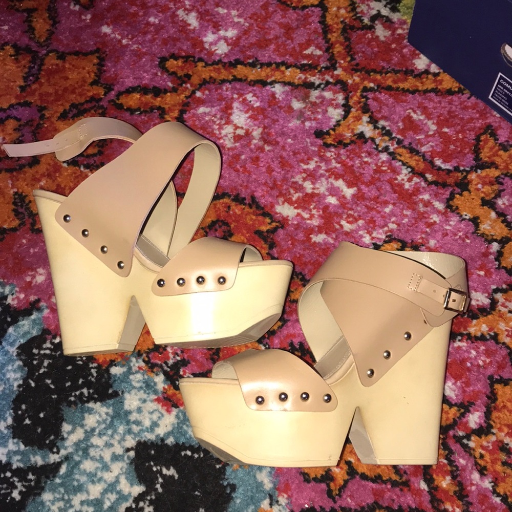 BCBG Shoes